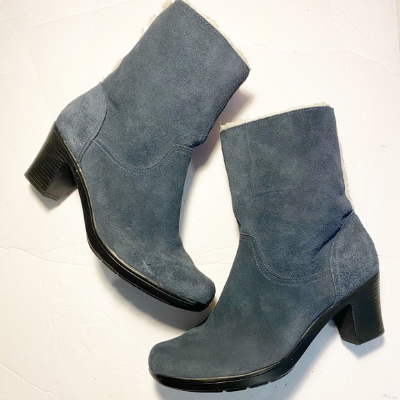 clarks men's wallabee shoes on sale